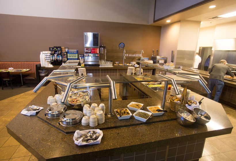 The Pzazz Resort Hotel & Catfish Bend Inn & Spa  | Burlington | Iowa | United States 17