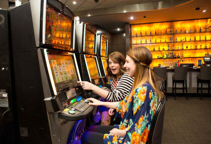 The Pzazz Resort Hotel & Catfish Bend Inn & Spa  | Burlington | Iowa | United States 18