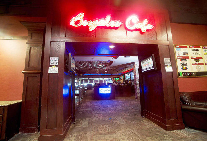 The Pzazz Resort Hotel & Catfish Bend Inn & Spa  | Burlington | Iowa | United States 20