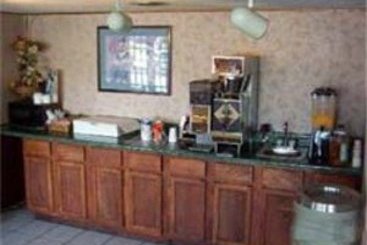 Hotel Super 8 Memphis Dntn Graceland Area  | Memphis | Tennessee | United States 1