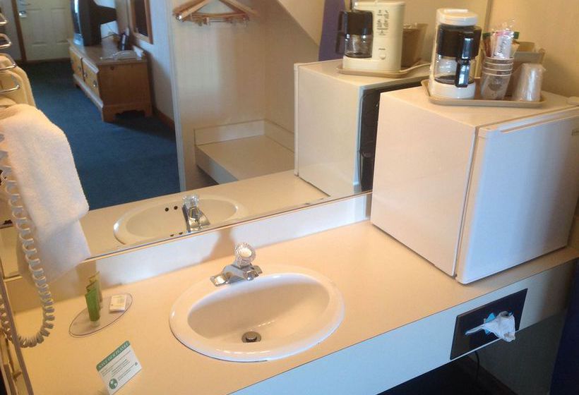 Hotel Best Western Thunderbird Inn  | Mackinaw City | Michigan | United States 2