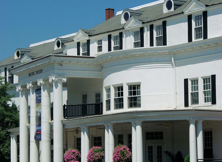 Historic Boone Tavern Hotel & Restaurant  | Berea | Kentucky | United States 3