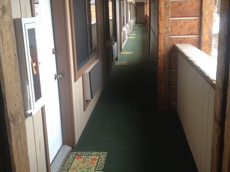 Cache Creek Motel  | Jackson Hole | Wyoming | United States 8