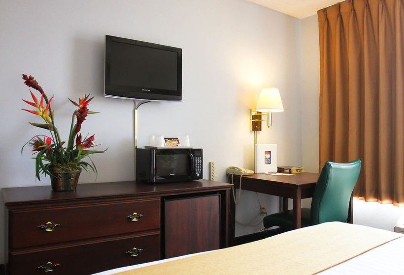 Hotel Clover Island Inn  | Kennewick | Washington | United States 11