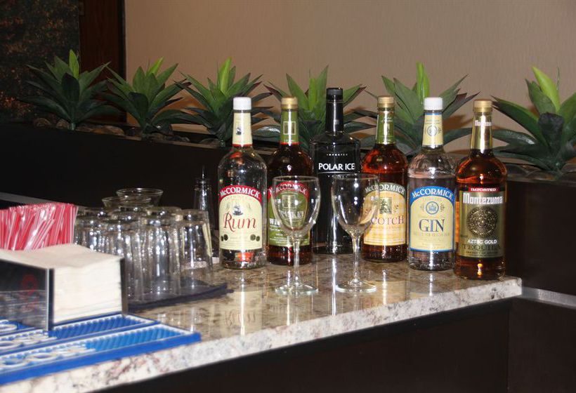 Hotel Club House Inn & Suites Tennessee