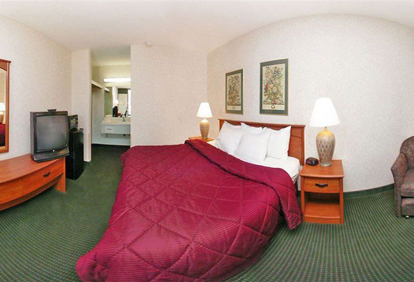 Hotel Quality Inn Tupelo Mississippi