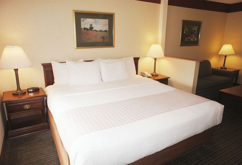 Hotel La Quinta Inn & Suites Burlington  | South Burlington | Vermont | United States 13
