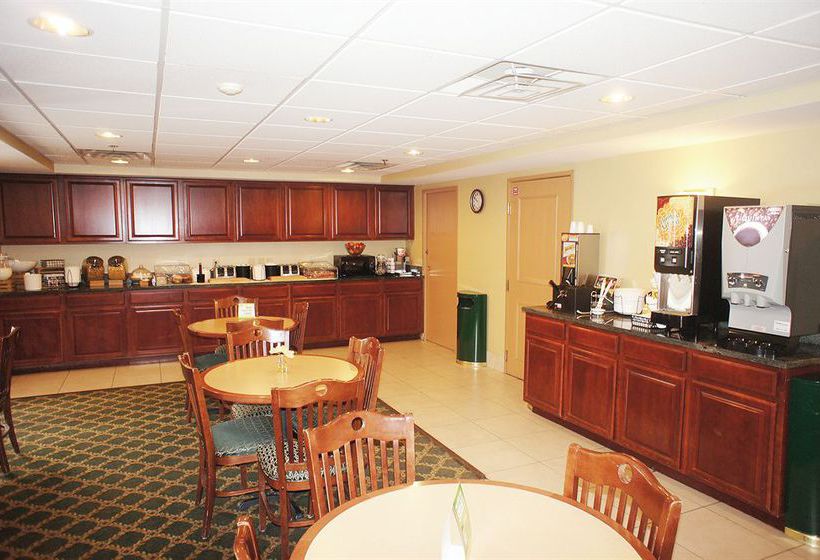 Hotel La Quinta Inn & Suites Burlington  | South Burlington | Vermont | United States 8