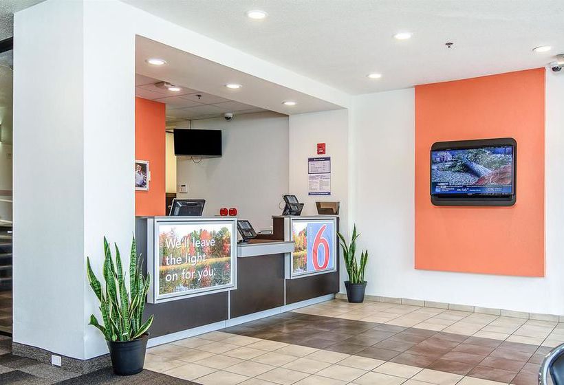 Motel 6 Boston West - Framingham  | Framingham | Massachusetts | United States 10