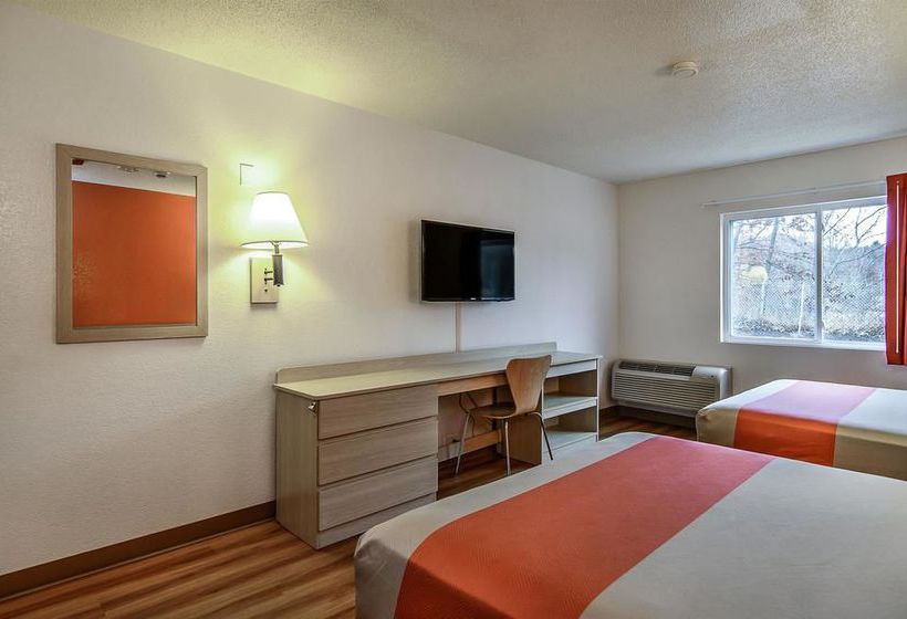 Motel 6 Boston West - Framingham  | Framingham | Massachusetts | United States 18