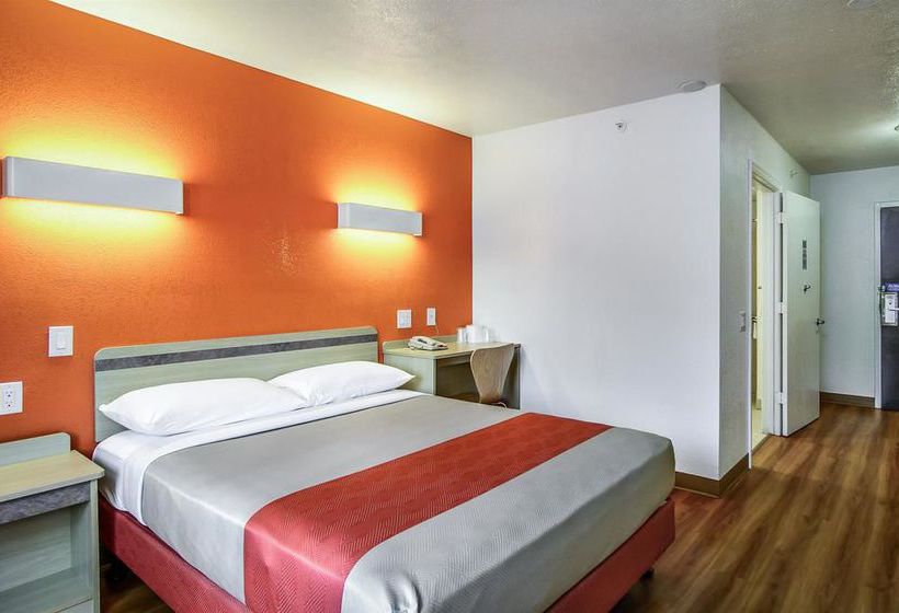 Motel 6 Boston West - Framingham  | Framingham | Massachusetts | United States 20