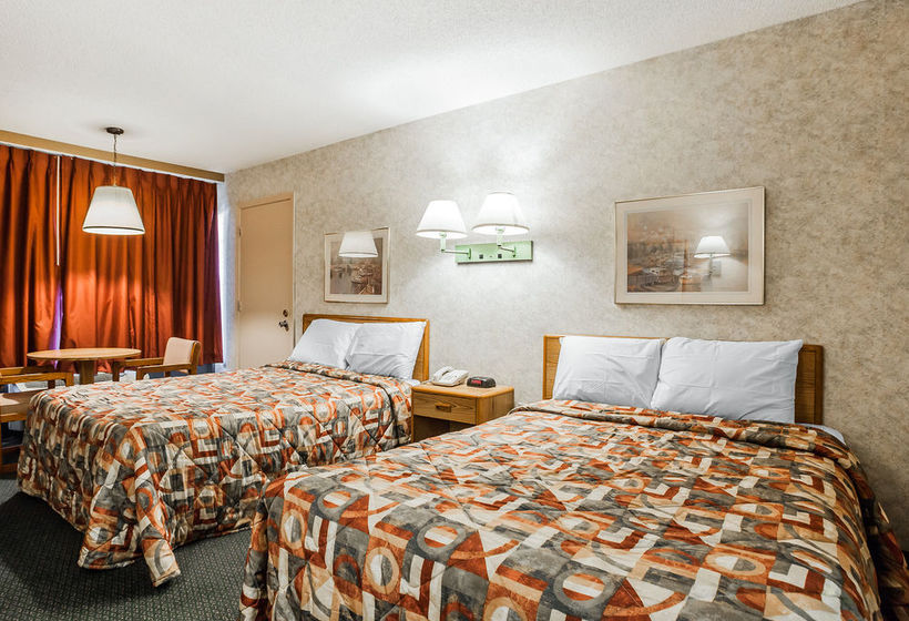 Hotel Econo Lodge - Jefferson City  | Jefferson City | Missouri | United States 11