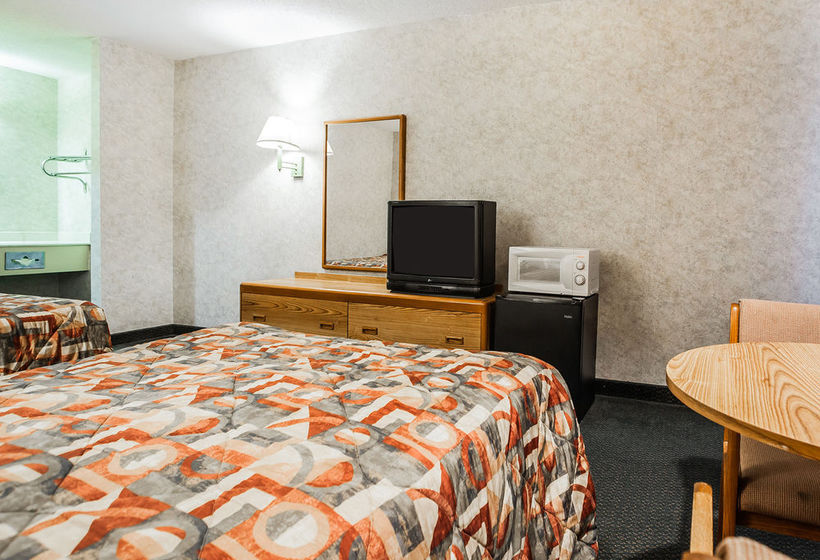 Hotel Econo Lodge - Jefferson City  | Jefferson City | Missouri | United States 14