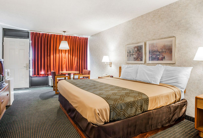 Hotel Econo Lodge - Jefferson City  | Jefferson City | Missouri | United States 16
