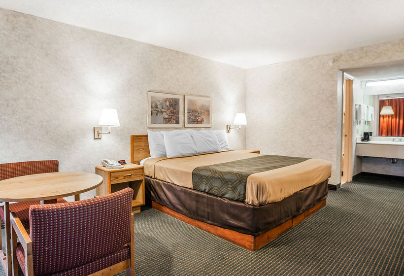 Hotel Econo Lodge - Jefferson City  | Jefferson City | Missouri | United States 18