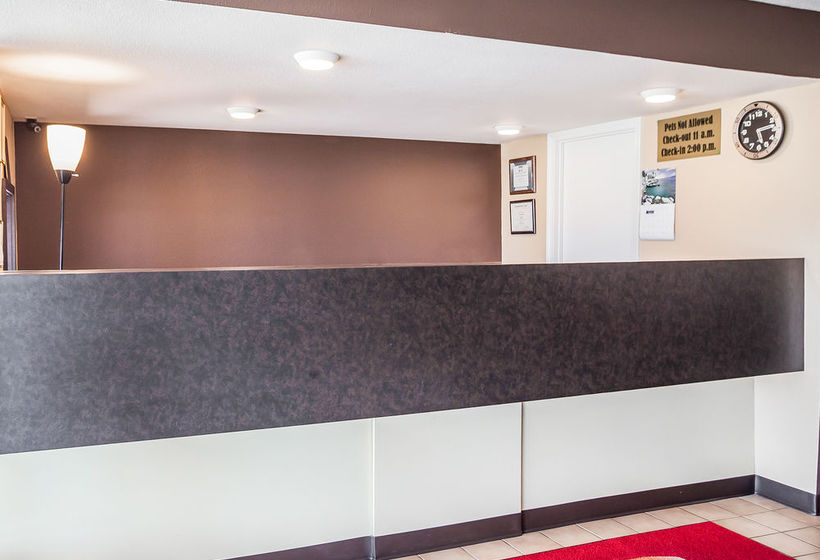 Hotel Econo Lodge - Jefferson City  | Jefferson City | Missouri | United States 3