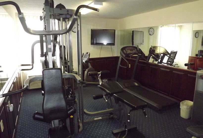 Hotel Baymont Inn & Suites Greensboro Coliseum  | Greensboro | North Carolina | United States 2