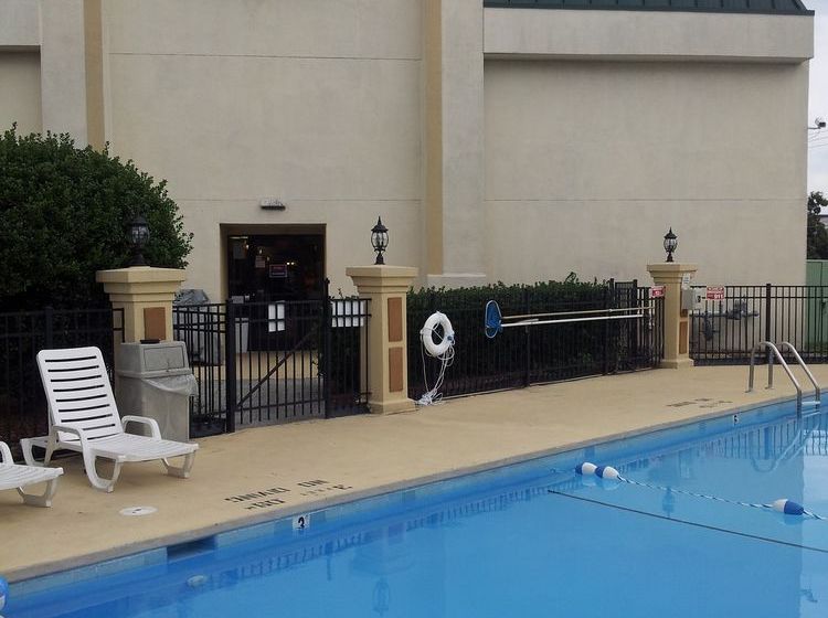 Hotel Baymont Inn & Suites Greensboro Coliseum  | Greensboro | North Carolina | United States 8