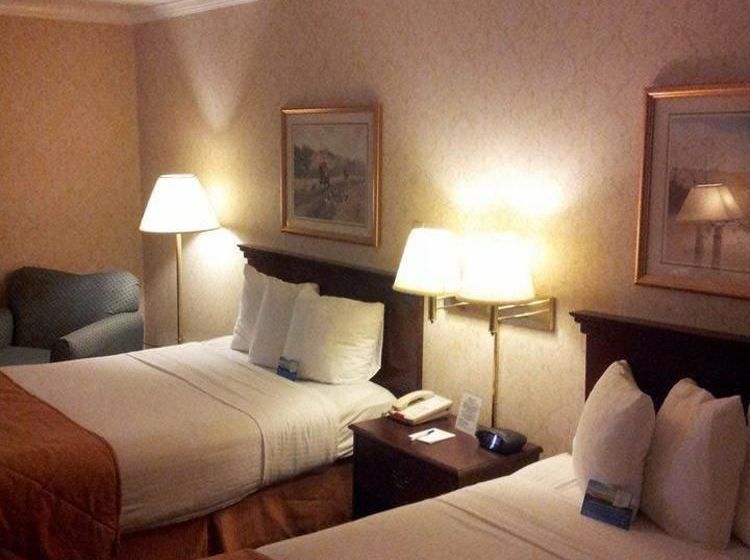 Hotel Baymont Inn & Suites Greensboro Coliseum  | Greensboro | North Carolina | United States 9