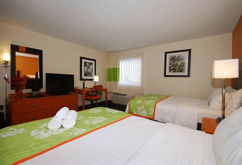 Hotel Fairfield Inn Boston Dedham  | Dedham | Massachusetts | United States 5