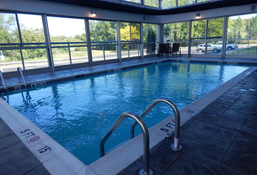 Hotel Quality Inn Milford  | Milford | Connecticut | United States 14