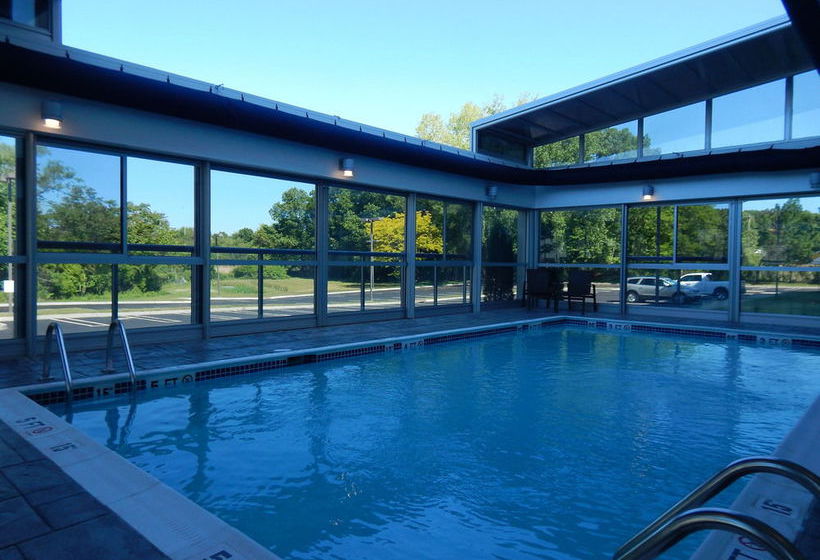 Hotel Quality Inn Milford  | Milford | Connecticut | United States 15