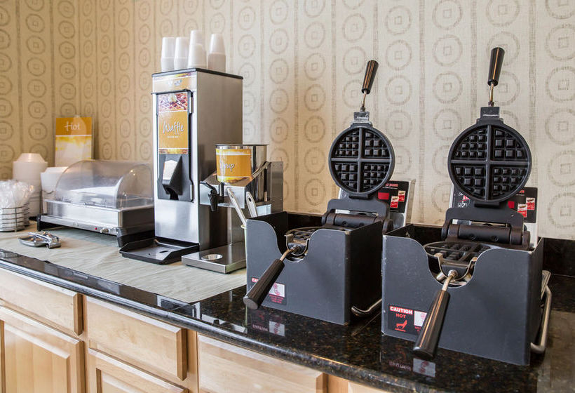 Quality Hotel   | Morehead City | North Carolina | United States 1