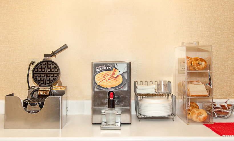 Hotel Knoxville Red Roof Inn  | Knoxville | Tennessee | United States 12