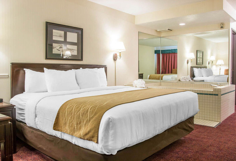 Hotel Comfort Inn  | Mackinaw City | Michigan | United States 16