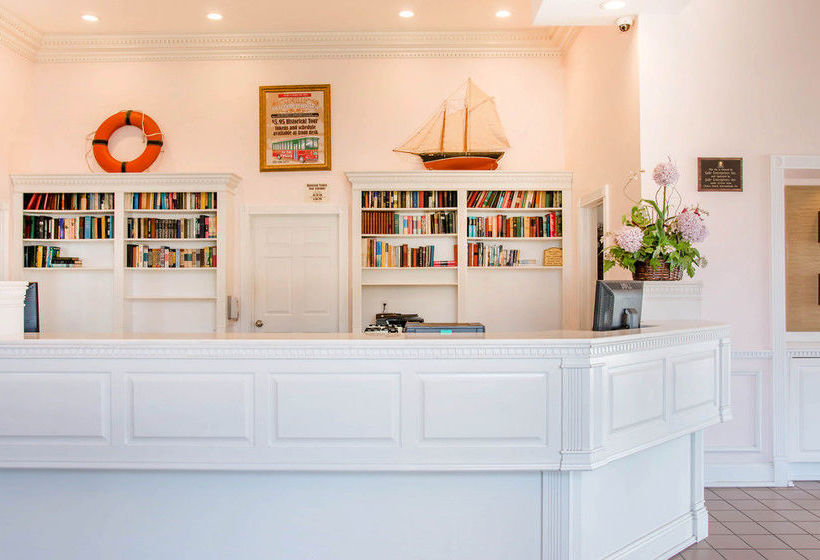 Hotel Comfort Inn  | Mackinaw City | Michigan | United States 4