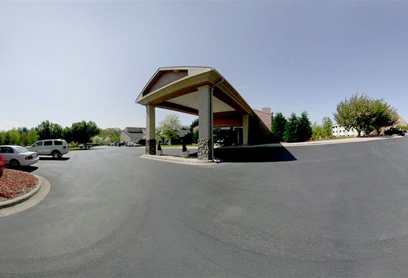 Hotel Ramada At River Ridge  | Asheville | North Carolina | United States 3