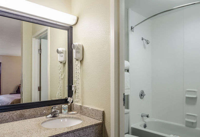 Hotel Comfort Inn  | Culpeper | Virginia | United States 11