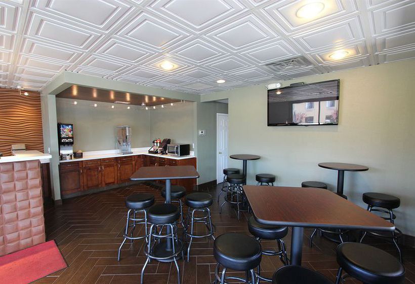 Hotel Econo Lodge University