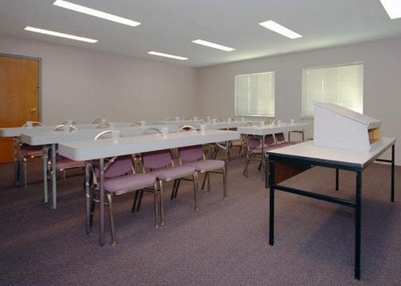 Hotel Baymont Inn & Suites Copley Akron  | Akron | Ohio | United States 8