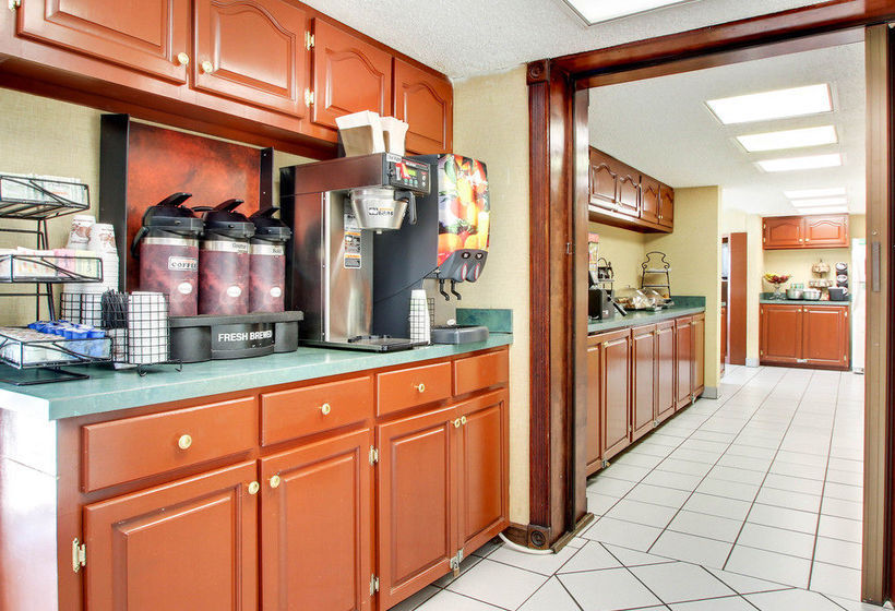 Hotel Econo Lodge Vicksburg  | Vicksburg | Mississippi | United States 2