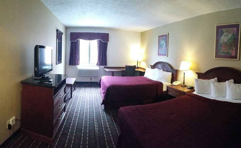 Hotel Quality Inn & Suites North  | Toledo | Ohio | United States 2