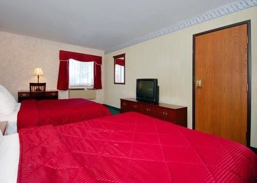 Hotel Quality Inn & Suites North  | Toledo | Ohio | United States 8