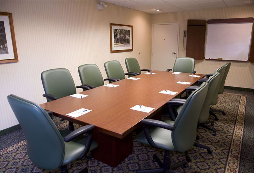 Hotel Holiday Inn Express Southington  | Southington | Connecticut | United States 11