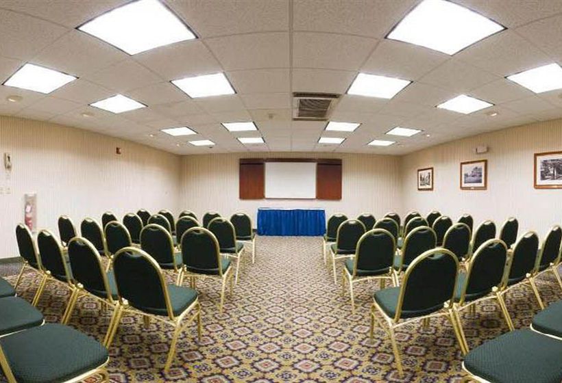 Hotel Holiday Inn Express Southington  | Southington | Connecticut | United States 13
