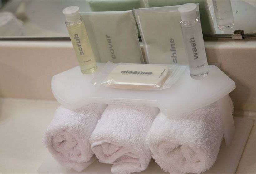 Hotel Holiday Inn Express Southington  | Southington | Connecticut | United States 19