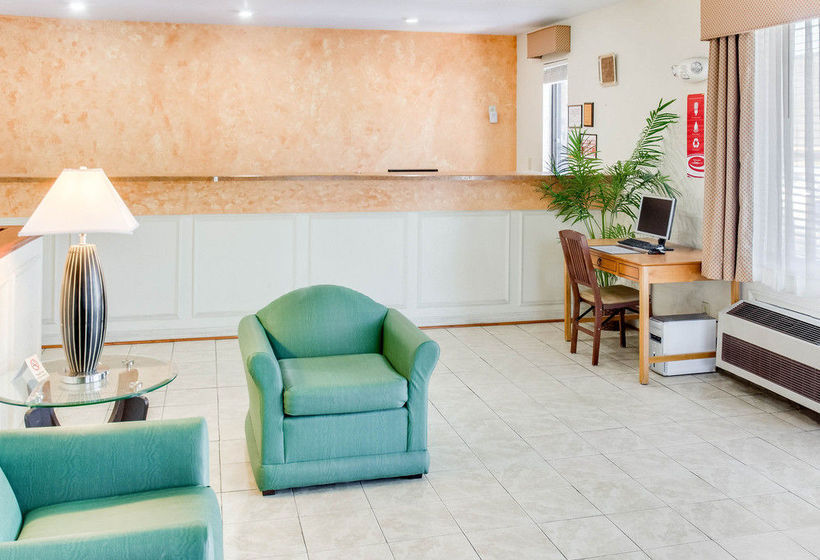 Hotel Econo Lodge Suffolk  | Suffolk | Virginia | United States 11