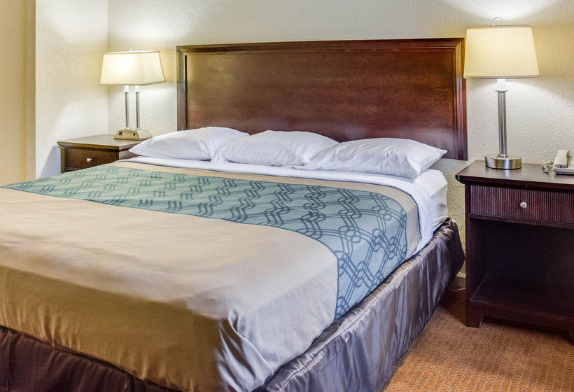 Hotel Econo Lodge Suffolk  | Suffolk | Virginia | United States 15