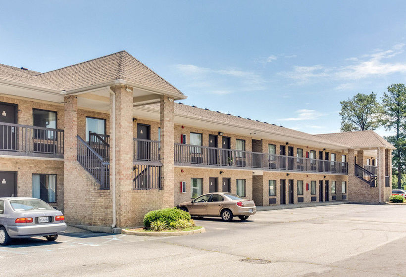 Hotel Econo Lodge Suffolk  | Suffolk | Virginia | United States 7