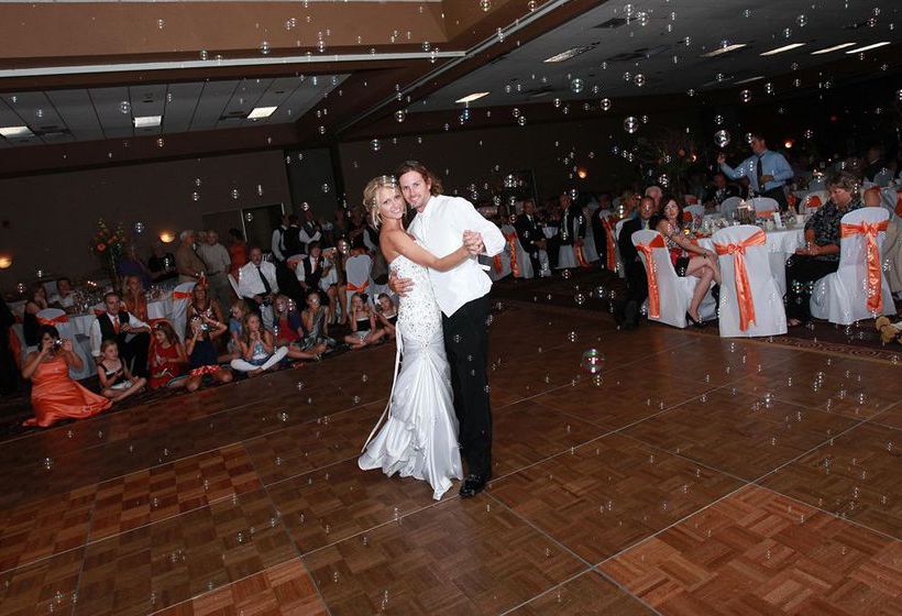 Comfort Inn & Suites Hotel & Conference Center 