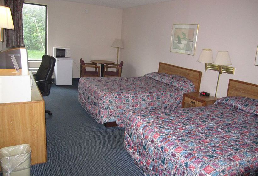 Airport Plaza Hotel  | Roanoke | Virginia | United States 3