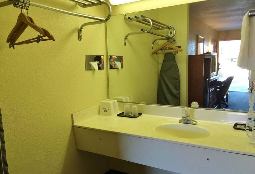 Hotel Americas Best Value Inn Forrest City  | Forrest City | Arkansas | United States 9