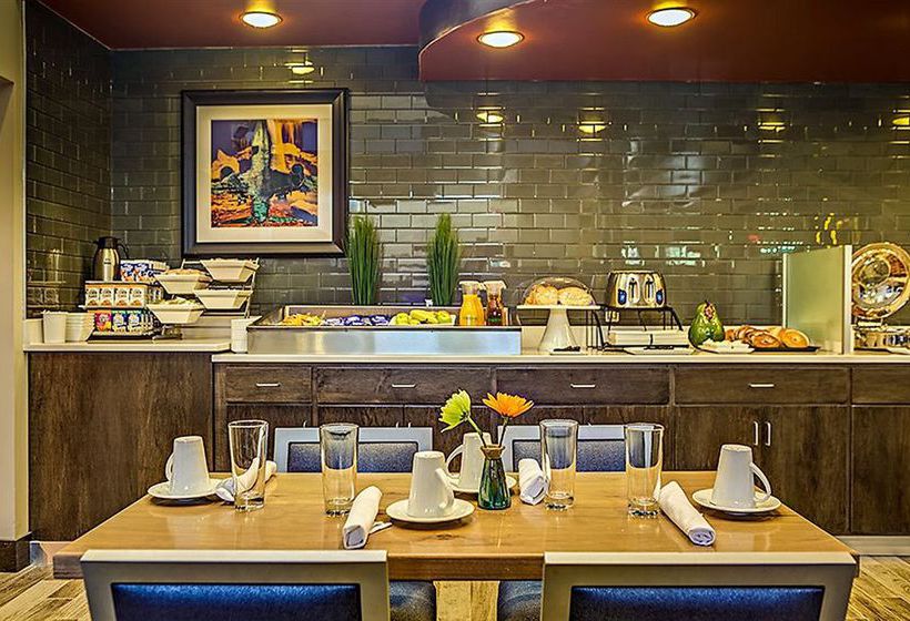 Hotel Comfort Inn & Suites Mentor  | Mentor | Ohio | United States 12