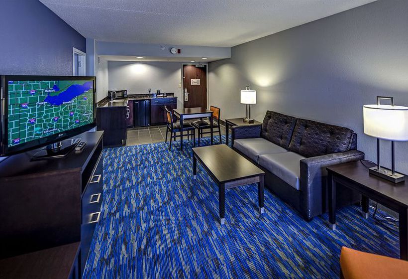 Hotel Comfort Inn & Suites Mentor  | Mentor | Ohio | United States 16