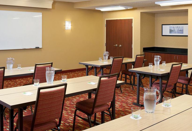 Hotel Courtyard Cincinnati Blue Ash  | Blue Ash | Ohio | United States 8