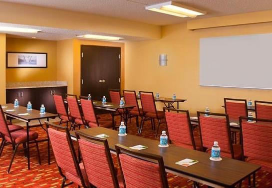 Hotel Courtyard by Marriott Airport  | Memphis | Tennessee | United States 12